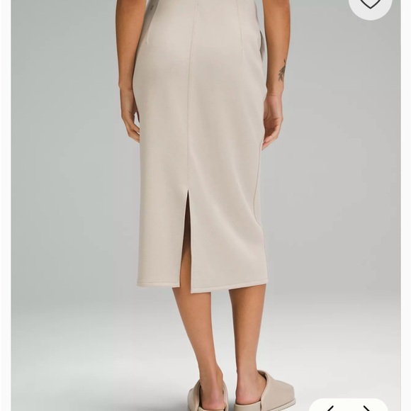 Lululemon Softstreme High-Rise Midi Skirt Size 8 - Picture 2 of 8